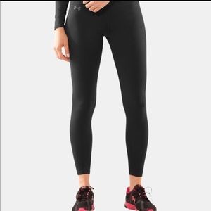 •Under Armour• Warm Leggings